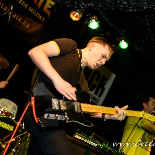053 All Friends Dead